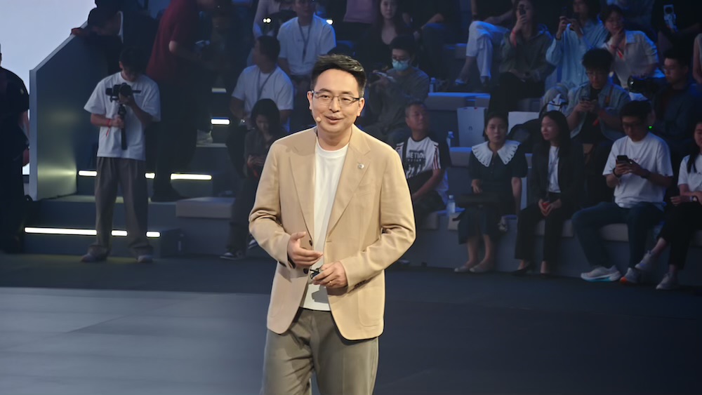 先有AI后有车！赛豆科技AI汽车品牌AIVA及概念车亮相