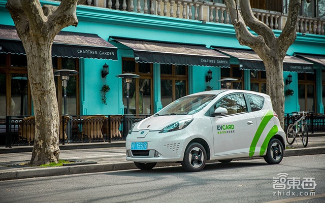 传统车企已经向新能源“投降”了 你必须知道这六个信息