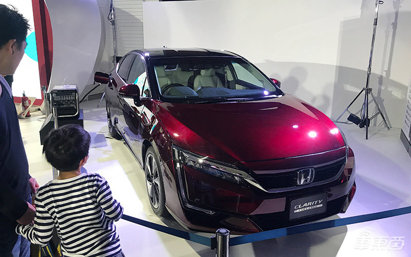 東京車展見聞：日系車企真的想上天…