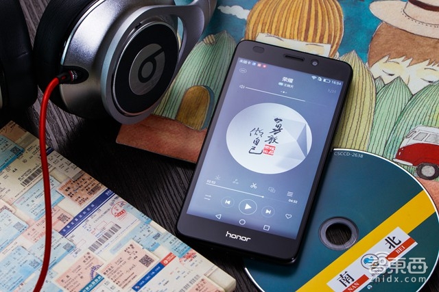 荣耀畅玩5C借场GMIC正式发布 搭载16nm麒麟芯片起价899元