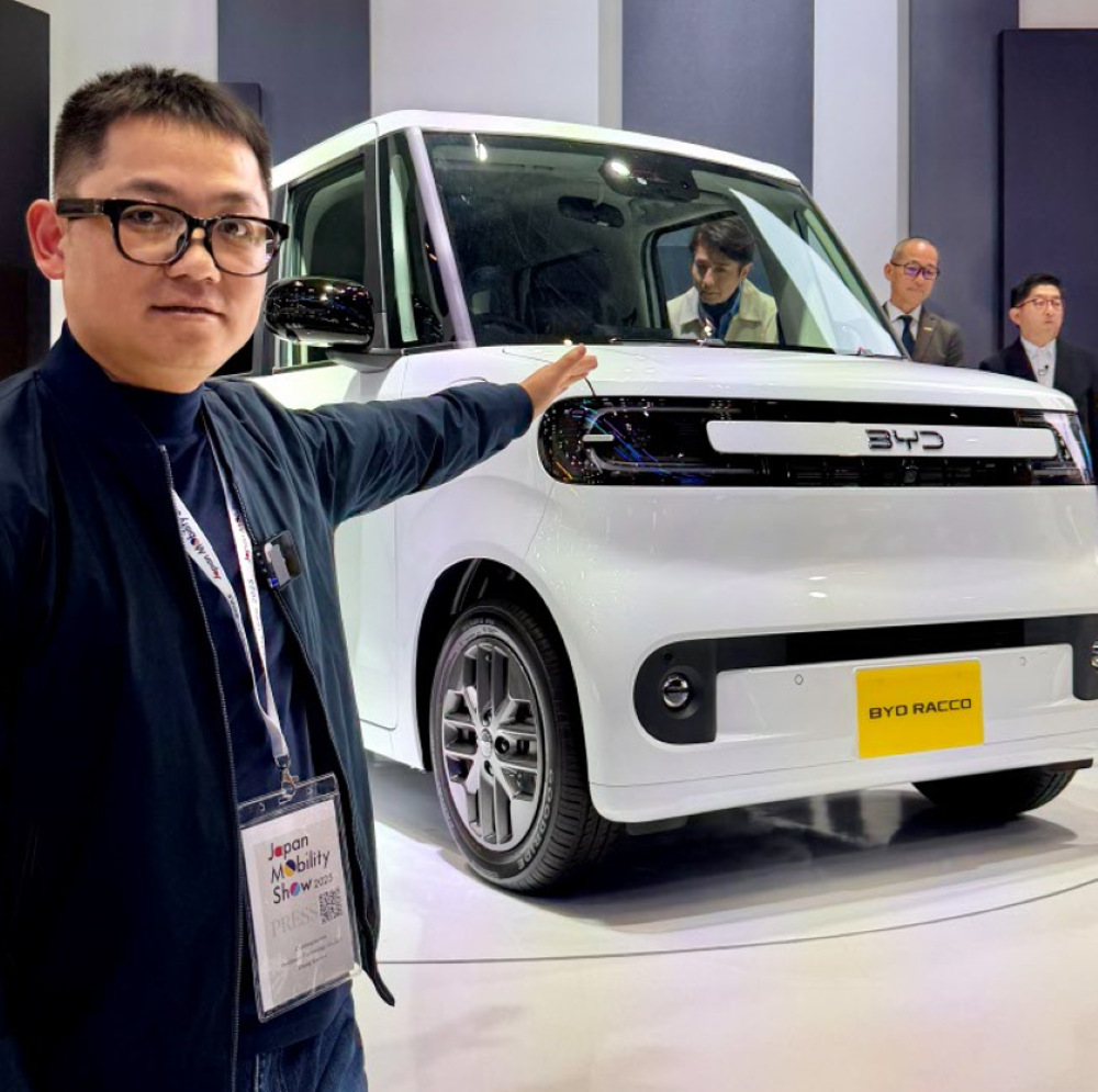 比亚迪扎根日本20年交卷：特供小车明年上市，首款插混车型亮相