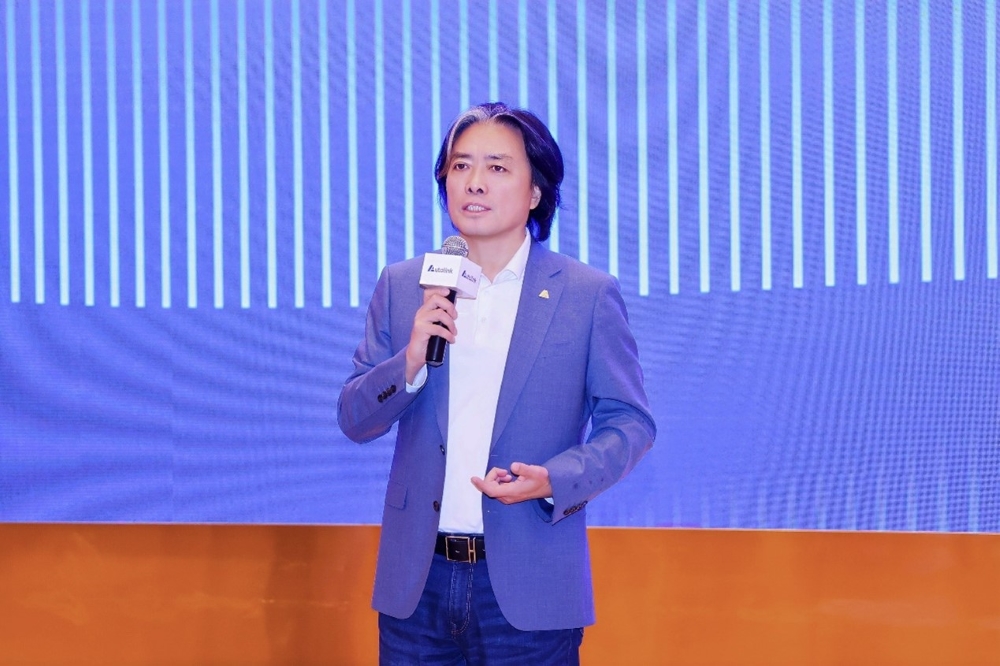 中国座舱域控老二递表港交所！客户包括国内前五大车企，吉利奇瑞博世都投了