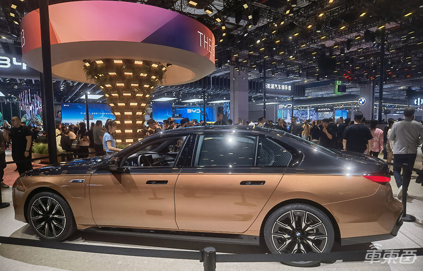 国产车风头盖过洋品牌！2023上海车展十大必看智能电动汽车