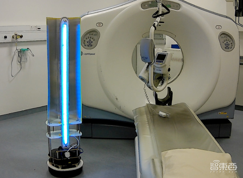 仅用1天研发！最快落地紫外线机器人，15分钟消毒一间放射室！