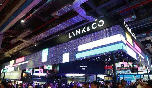 从张艺谋到雷军，谁吹爆了透明屏神话？