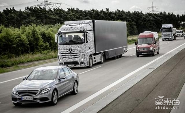 智东西晚报:富士康和硕已量产iPhone 7 戴尔为EMC发债160亿美元