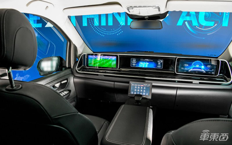 采埃孚完成对商用车Tier1威伯科的收购 交易金额70亿美元