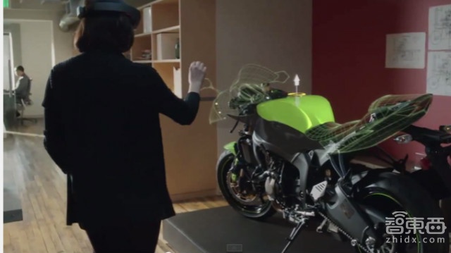 Microsoft HoloLens 把科幻电影推向了现实