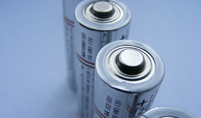 鈉離子電池出爐！比三元鋰更耐用，500次充放電不損耗容量