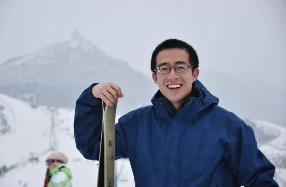 國(guó)內(nèi)大廠AI人才遷徙圖譜：半年19位AI大牛變動(dòng)！