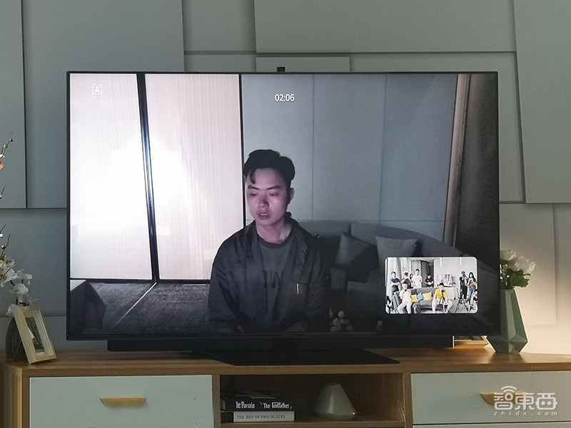 华为智慧屏首发体验!搭载鸿蒙OS+AI芯片,还有AI教你健身