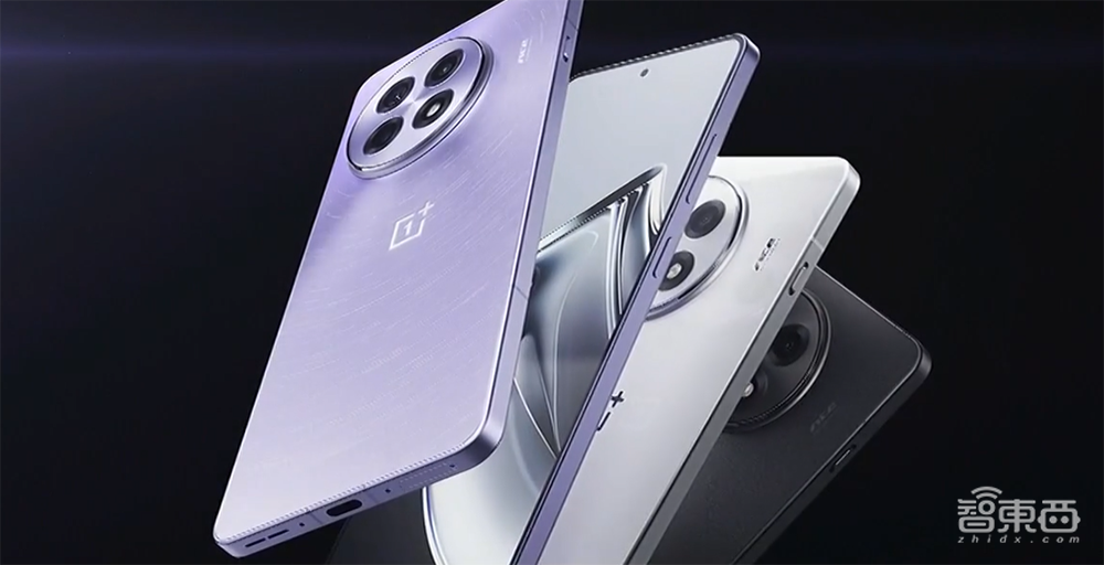 120幀玩一天不燙不卡，信號穿2堵墻，一加Ace 5系列“游戲機”3399元開售