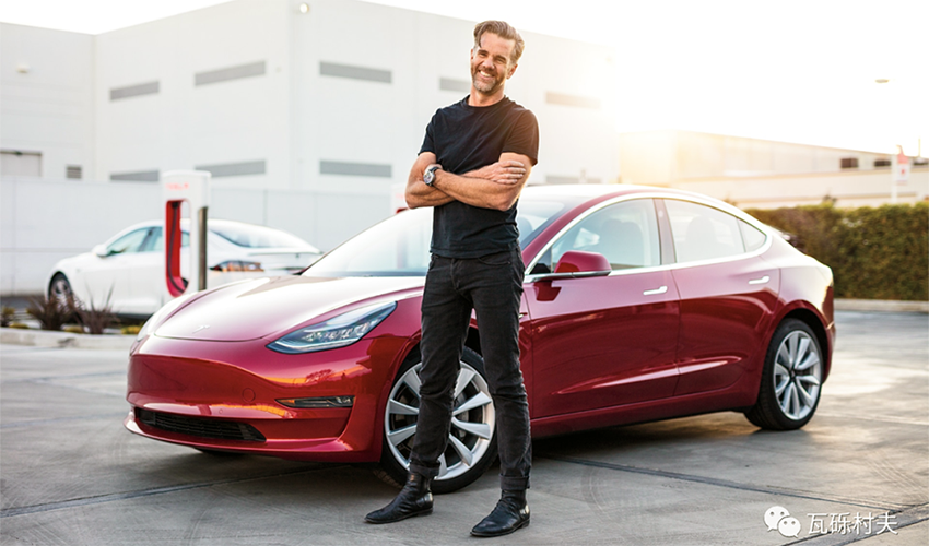 特斯拉首席设计师罕见采访！回忆入职15年心路历程，还稍微剧透了下一款车