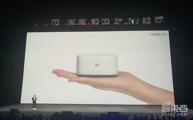 刚把小爱同学和双摄塞进MIX 2S 雷军就和iPhone X急了