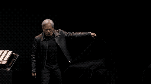 英伟达史诗级暴涨后再放大招!推出E级AI超算,黄仁勋狂捧生成式AI