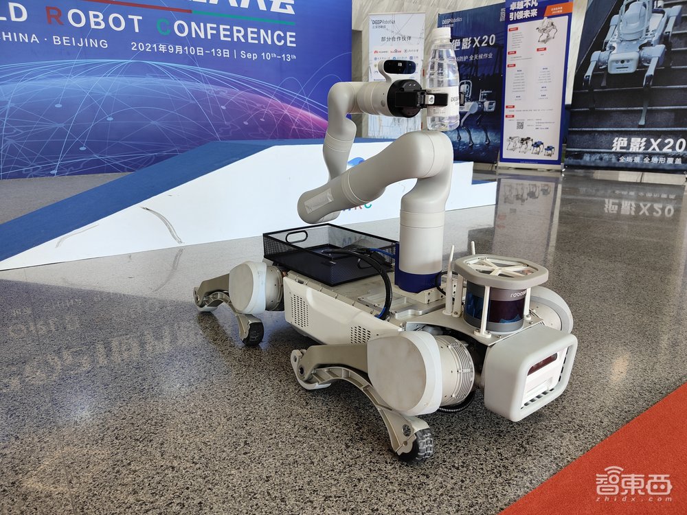 机器人“春晚”开幕，机器狗扎堆PK，揭秘六大类亮点机器人