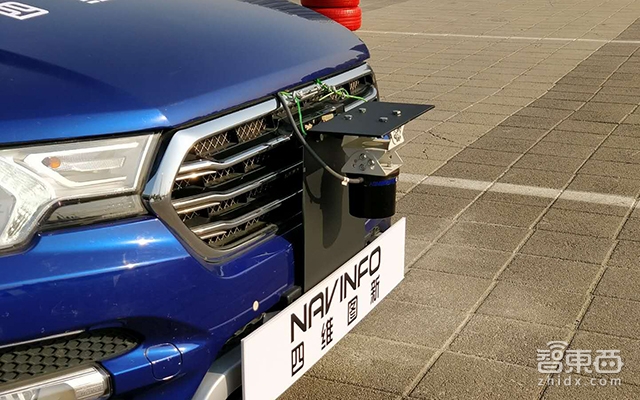 深度体验四维图新无人车 起步很快还能窜!【附视频】