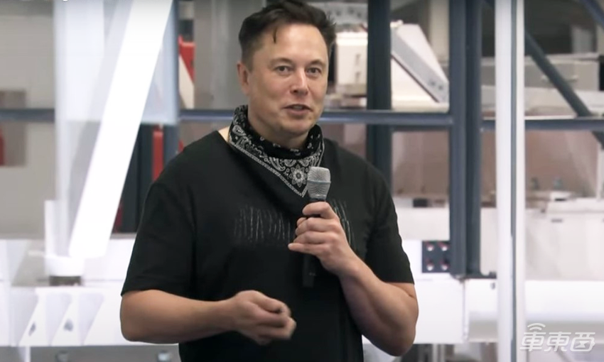 芯片船舶短缺阻碍特斯拉销量增长，马斯克称2023年可解决供应链危机