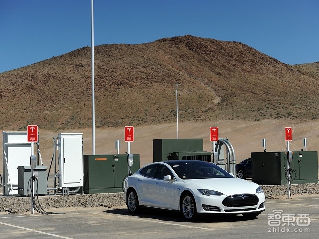 走进特斯拉Gigafactory电池工厂 马斯克的秘密武器