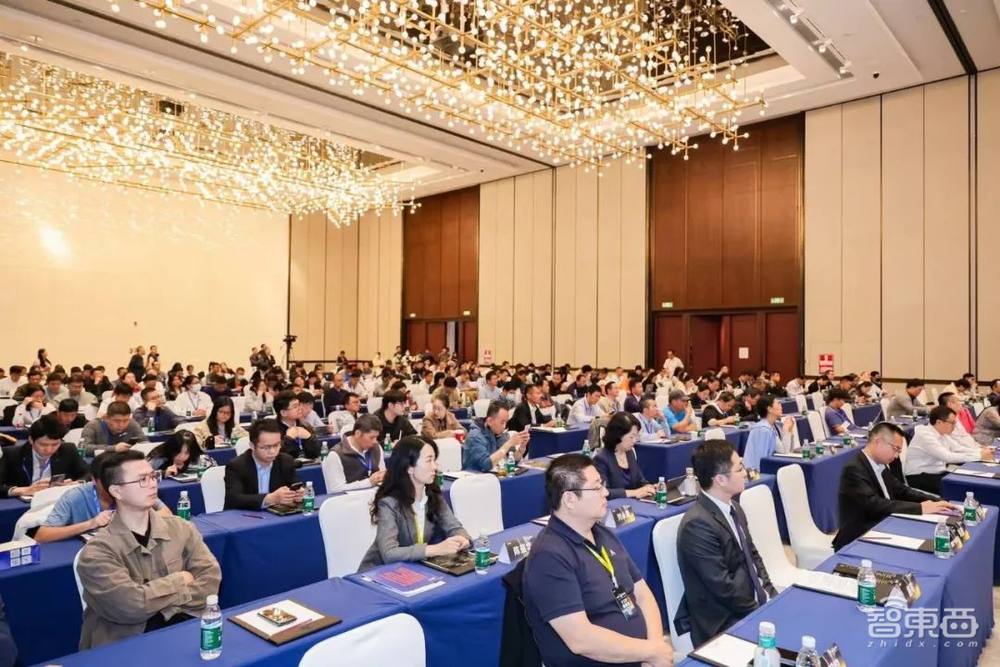 万物智联AIoT2.0洞察:2025中国AIoT产业年会盛况回顾