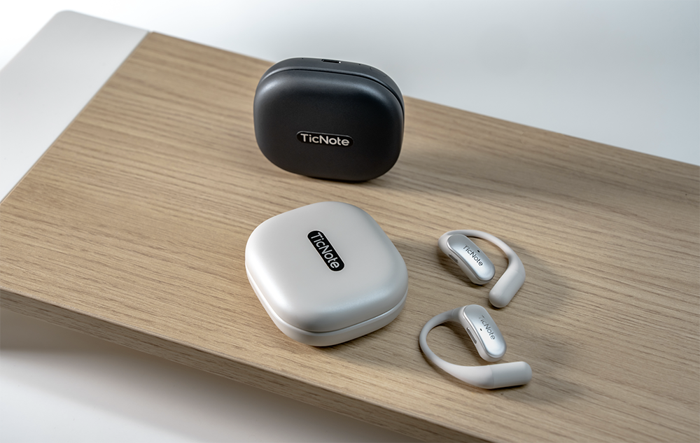 出門問(wèn)問(wèn)又發(fā)AI智能體硬件了，支持同聲傳譯，還給團(tuán)隊(duì)協(xié)作送助攻