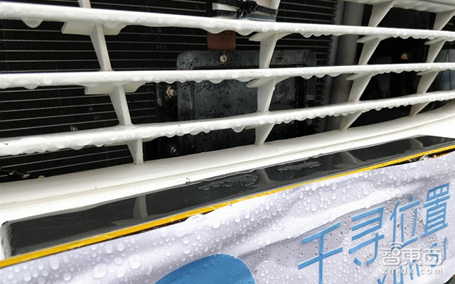 雨天体验自动驾驶:高精度定位把无人车“摁”在道路中间