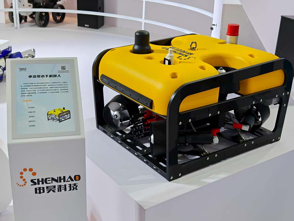 最貴97萬搬回家，人形機(jī)器人天團(tuán)涌入北京！暴走2萬步玩命逛完，亮點(diǎn)都在這了