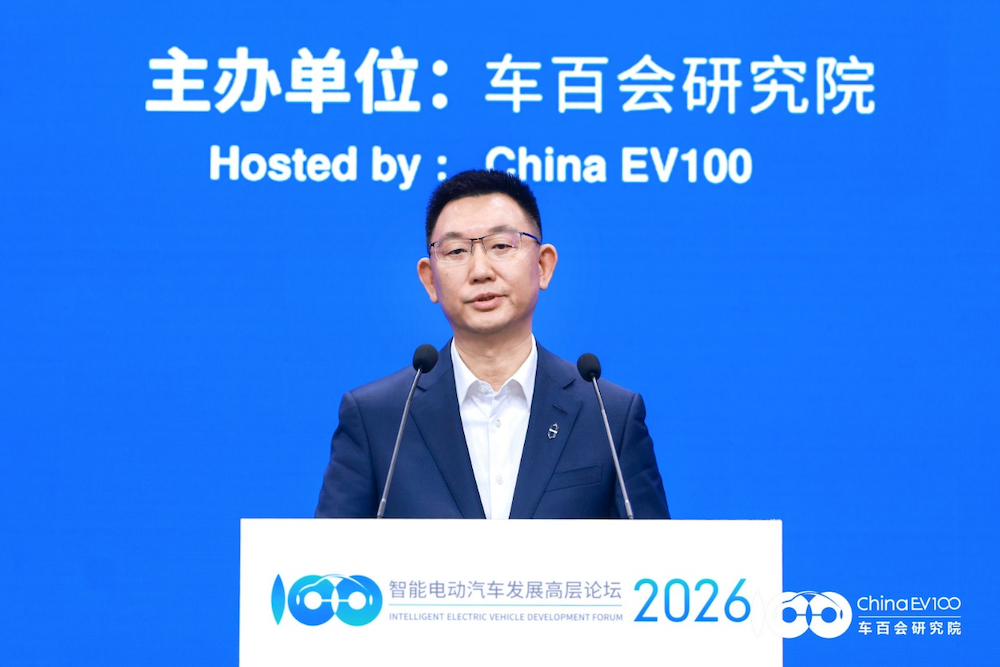 27位大佬扯下车圈遮羞布！智驾靠吹、增量不增利，电池芯片成本占比过半