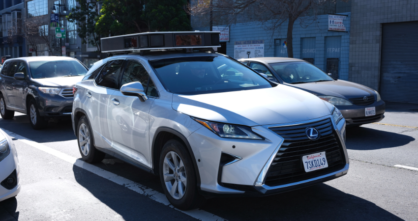 苹果玩不转自动驾驶？