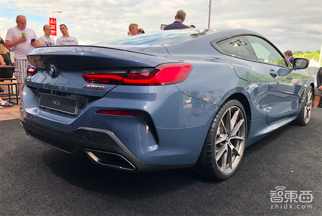 宝马复活8系轿跑！3.7秒破百 专怼奔驰S Coupe