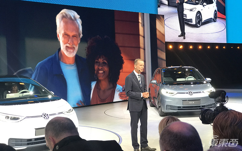 大众纯电神车ID.3全球首试!全新Logo和设计,这还是大众吗?