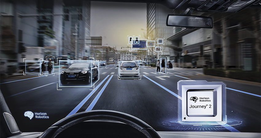 车企的智能辅助驾驶焦虑，谁来解？