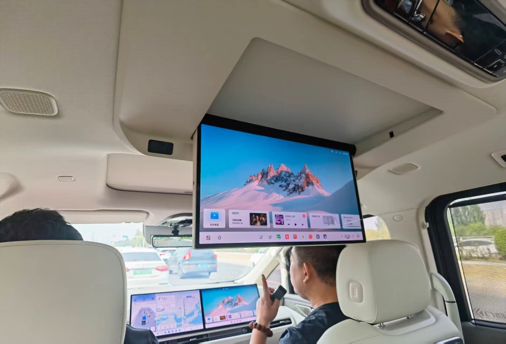 魏牌高山7 28.58万元开售!WLTC综合续航达945km,支持“车位到车位”