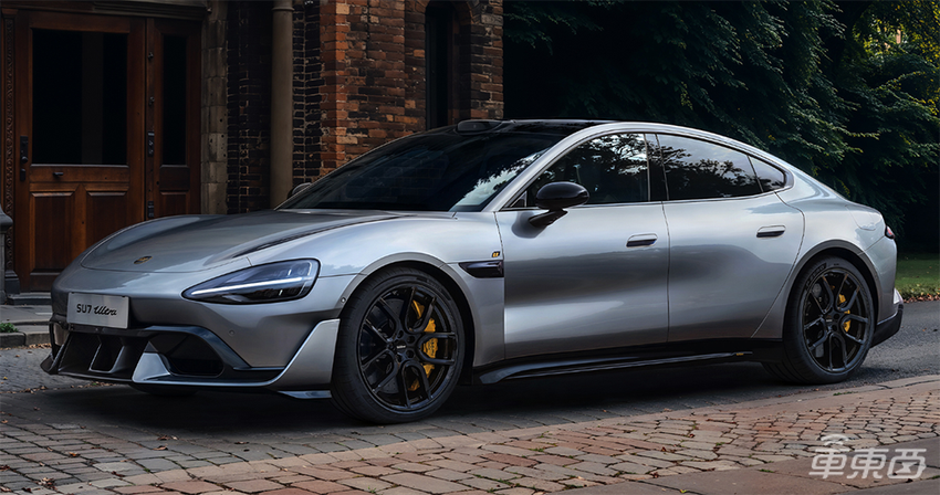 52.99万元!小米SU7 Ultra狂降28.5万开卖,5年免费维修保养