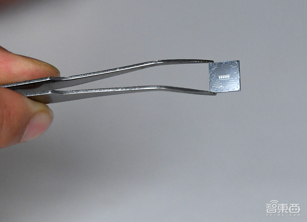 揭秘中国量子计算第一创企!院士坐镇,芯片系统一起造