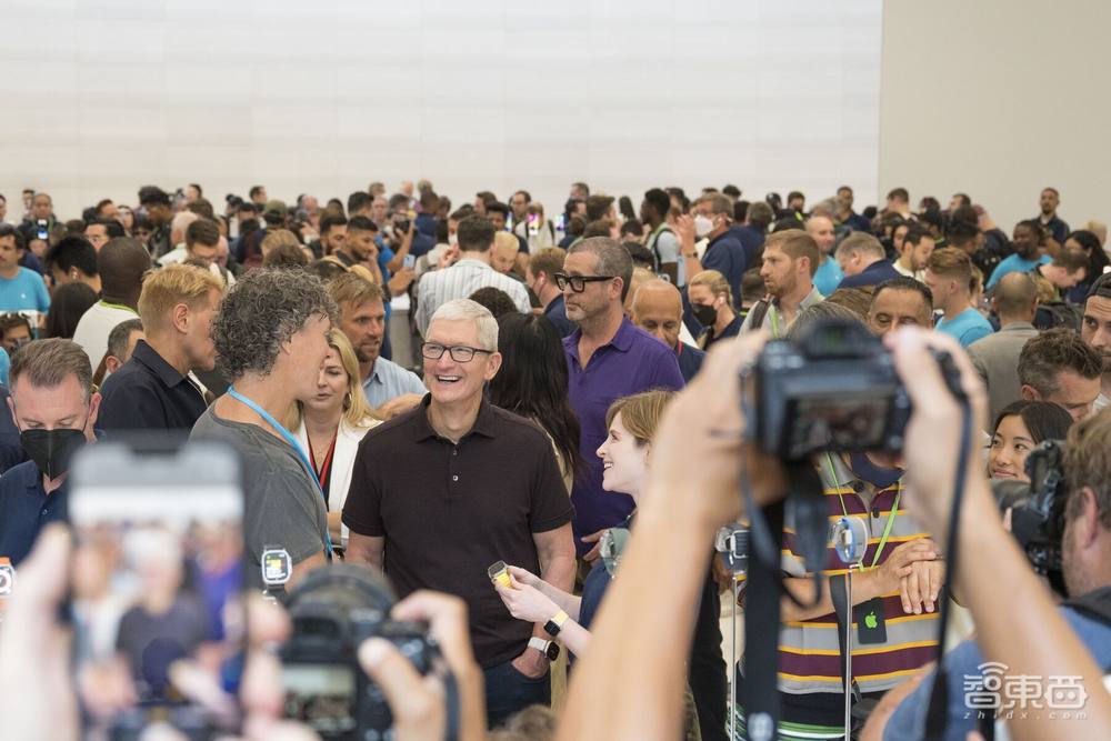 苹果6位新晋副总裁上任!涉及四大业务,“平价版Vision Pro”更多细节曝光