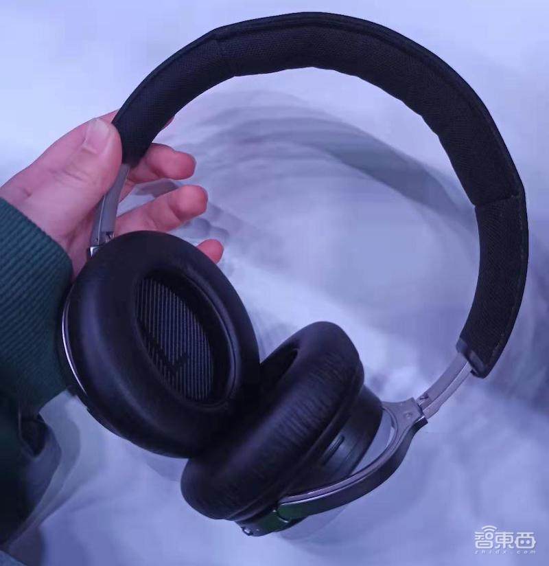 魅族年度最后一款旗舰机，大屏主打游戏体验，售价1999起