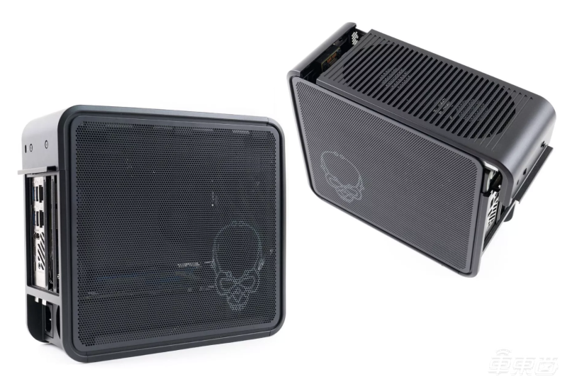 英特尔秀双屏可折叠PC神器！移动处理器Tiger Lake首亮相，第三代至强今年见