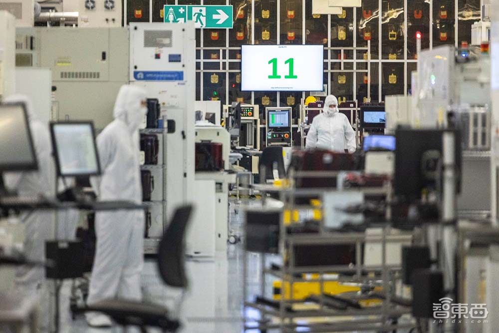 将芯片节点缩小至1nm以下！彭博社对话IMEC CEO