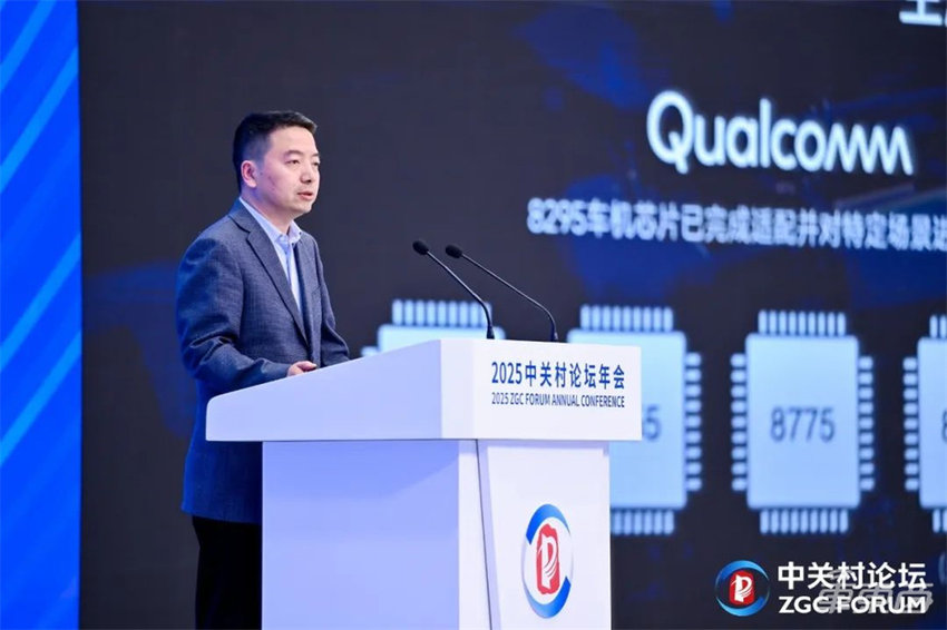 大模型上车激变！车企AI军备竞赛开启，端侧成为新风向