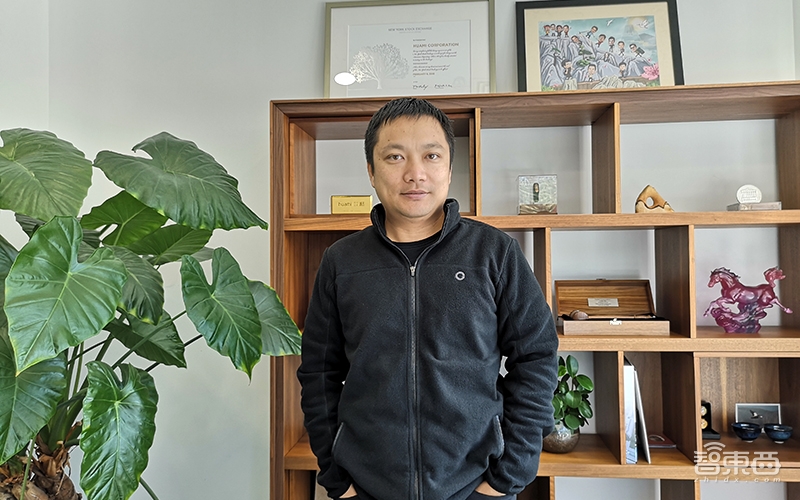 独家对话华米CEO黄汪：首款穿戴AI芯片背后的阳谋！