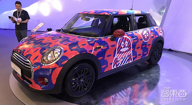 卖车也得找腾讯 MINI携手QQ推跨界艺术车