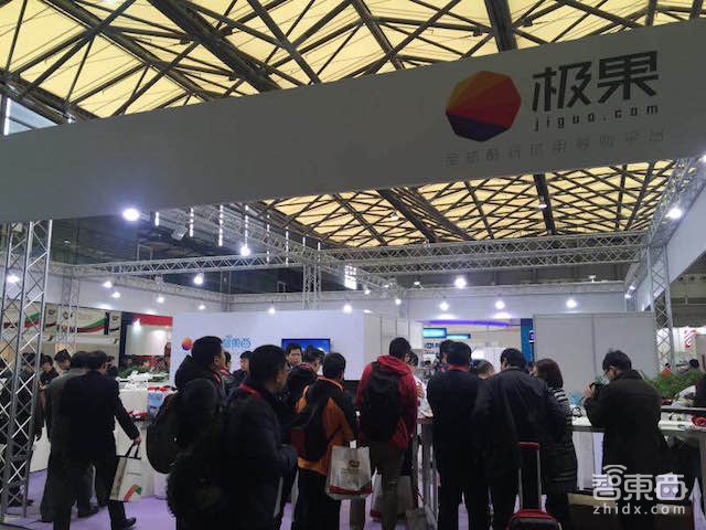 中国家电巨头们在AWE上终于坐不住了