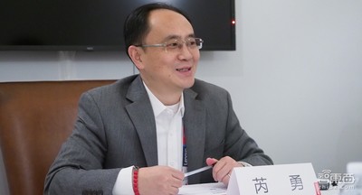 对话联想CTO芮勇：AI预测出货量已经超过人类