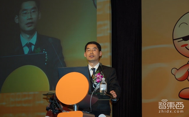 CEO们的两会:李彦宏马化腾雷军的这些提案押宝了智能