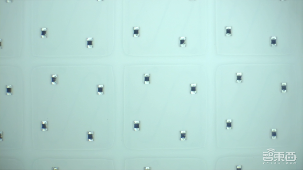 深度解密:苹果只讲了3分钟的这块屏,将引爆千亿市场