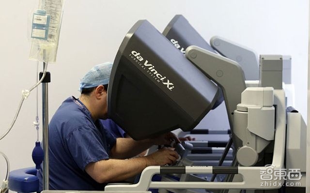 后空翻算啥 达芬奇手术机器人告诉你什么叫“逆天”!