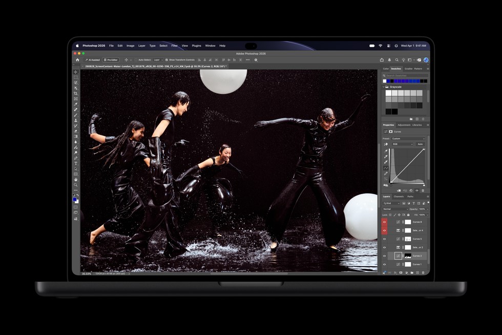 2.3万元起!首款触屏MacBook来了,苹果Logo重新发光点亮