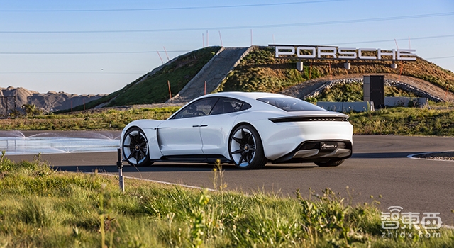 保时捷首款电动车定名Taycan 续航500公里 明年量产