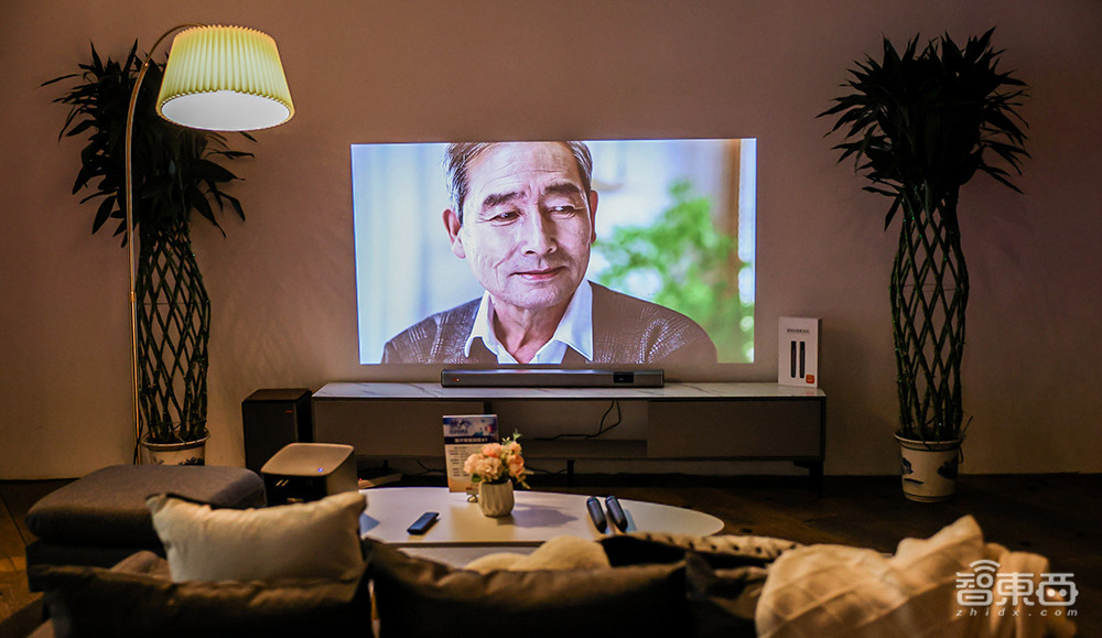 首发价999元！酷开智能投影水桶机X5来了，预告类ChatGPT功能